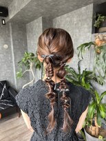 グラック(glac)&nbsp;ツインテールアレンジHAIR