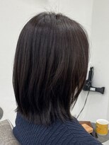 シェリー(Cherie) レイヤーボブ×イヤリングカラー