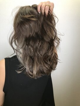 ステア メゾン(stir maison) モードインナーカラー ミディアム☆MAKOTO