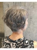 大人女性 ミセスパーマ ショートスタイル