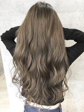 オリ(‘Oli) Wカラー ＿プラチナベージュ