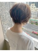 大人可愛い20代30代40代小顔ワンサイドショートボブ丸み前下がり