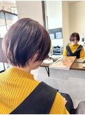 頭と首をキレイに魅せる、バッサリイメチェンショート♪