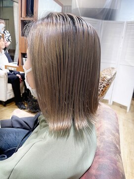 ヘアサロン アティリー(Hair Salon Attirer) 西梅田/ボブ/グレーベージュ/白髪ぼかし【Attirer飯田裕之】