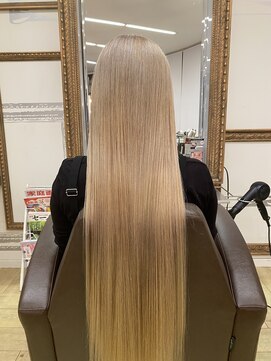 コワファースト 大分(COIFF1RST) ベージュカラー