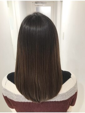 グランドライン(GRAND LINE) 《GRANDLINE友田千栄》髪質改善シャイニーヘアグレーベージュ