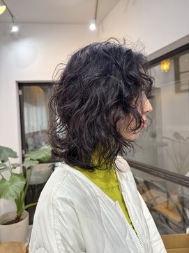 ナループロアオハナ(Nalu pu loa ohana) ウルフパーマ/パーマ/レイヤーパーマ/ミディアムパーマ