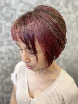 ヘアーズギャラリードアーズ(HAIR'S GALLERY DOORS) ピンクカラー