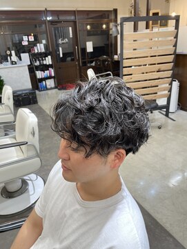 ムーブ(Moob) メンズスパイラルパーマスタイル【別府】