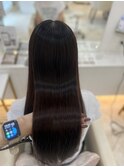 大人可愛い透明感立体感グレージュ×エアストレート