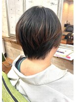 ベルナ(BELUNA)&nbsp;ハンサムショートレイヤースタイル☆