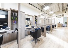 カイノ 福岡天神店(KAINO)の雰囲気(全席半個室のプライベート空間。)