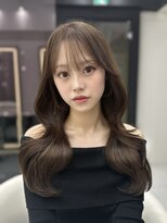 ラルム 新宿(LARME SHINJUKU)&nbsp;秋冬にオススメ大人ガーリー【ダークアッシュ】似合わせカット