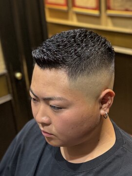 ヒロギンザバーバーショップ 大宮店(HIRO GINZA BARBER SHOP) 濡れパンスキンフェードフェザーアップ/大宮/メンズカット