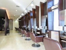 アクトグロース(act Growth)の雰囲気（ゆったり過ごせる落ち着きのある店内）