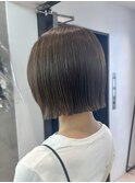 イメチェン外ハネボブ美髪ワイドバングミディアムレイヤーカット
