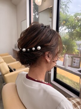 リリカル ヘアオブジェ ボブシニヨン
