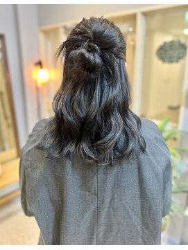 オーセンヘア(AUTHEN.HAIR) (mutsumi.)ふるふわリボンハーフアップ*ヘアセット