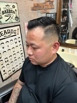 アールズ ヘア(R's hair) MEN’S HAIR/波巻きツイストスパイラル/リバースセンターパート