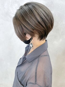 アイティーバイアルバム 藤沢店(IT by ALBUM) 34565ショートシャドールーツ_マッシュショート_ba345651