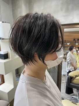 カリス(CHARIS) 美人ショート