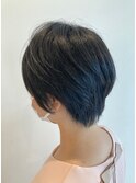 ステップボーンカットカットボブショートハイライト白髪ぼかし