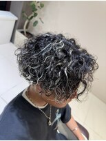 ドープリット(Dope LIT)&nbsp;スパイラルパーマ×ホワイトハイライト