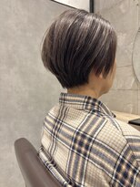 トマト(TOMTO)&nbsp;【RYOHEI】ショートボブ_白髪ぼかしカラー_バレイヤージュ