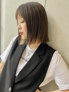 ジェム(GEM) チェリーレッド/細みハイライト/ホワイトブロンド/ボブ★96