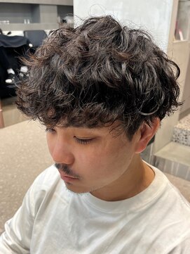 エリマバイフィフス 調布(elima by fifth) 再現性高い波巻きスパイラルパーマ×刈り上げマッシュ