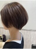 ショートボブ