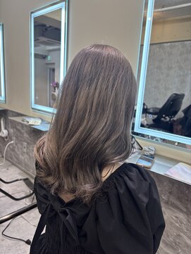 テン バイ アンブルリュクス 池袋(teN +by ambleluxe) グレージュ/ブリーチ/ケアブリーチ