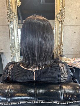 ノイズヘアー(NOISEHAIR) レイヤーボブ×ダークグレージュ