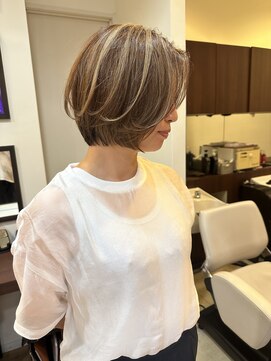 ウニレ バイ センス(unire by sense) 【白髪ぼかし◎】明るめコントラストハイライト×ショートボブ