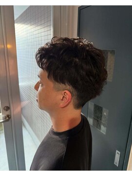 互感 トモシビ 富山インター店(互感 tomoshibi) スキンフェード×波巻きパーマ