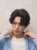クロムトウキョウ ザ バーバー 新宿本店(CHROM TOKYO the Barber)&nbsp;ツイストスパイラルセンターパート