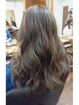 美容室ポール 西葛西店(PAUL) イルミナカラー ハイライトカラー 西葛西カラー 学割U24