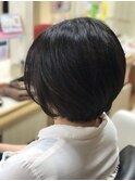 大人可愛い小顔シンプルショートカット/30代40代50代