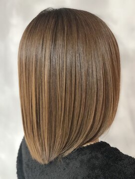 リュッカ(Lyuck) 髪質改善ミディー