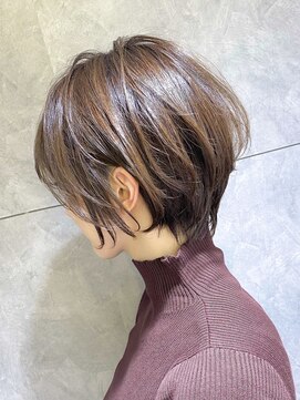 マグ ギンザ(mag ginza) 大人かわいい、耳掛け、小顔ショートボブ、ココアブラウン、銀座