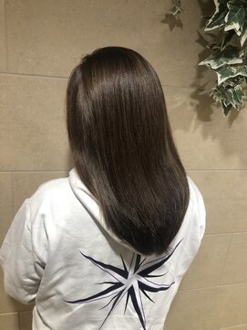 リー ヴィータ 上新庄(Lee Vita) ハイライト×ナチュラルアッシュ♪