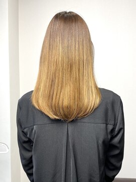 38 ミヤ(MIYA) 柔らかく切れやすい髪質もオリジナルトリートメントで髪質改善♪