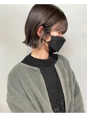 透け感グレージュ