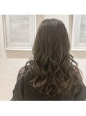 ダークアッシュグレーベージュカラーくすみカラー/横浜