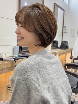 ビュー フクオカ(VIEW FUKUOKA) モードに大人可愛いダークアッシュイメチェンショートボブ