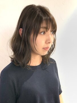 トト 船橋店(toto.) 黒髪/グレーベージュ/レイヤーロング/前髪パーマ[西船橋/津田沼]