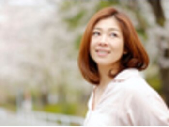 アルク(Aruku)の写真/髪が多い、くせ毛、まとまりにくいにお悩みの方…。Aruku自慢の[フレンチカットグラン]で”理想の自分”へ