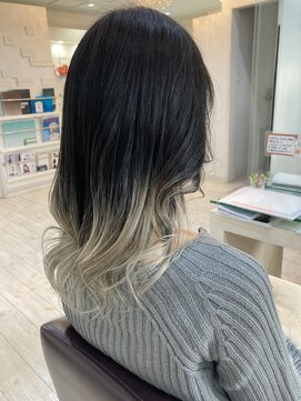 フェイバリットビューティシャルム(Favorite Beauty Charme) トリプルカラー×ホワイトカラー×グラデーションカラー×上大岡