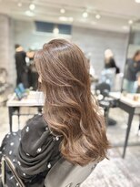 アクション 心斎橋店(ACTION)&nbsp;20代30代レイヤーカット　透明感カラー　くすみベージュ