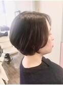 ショートボブ